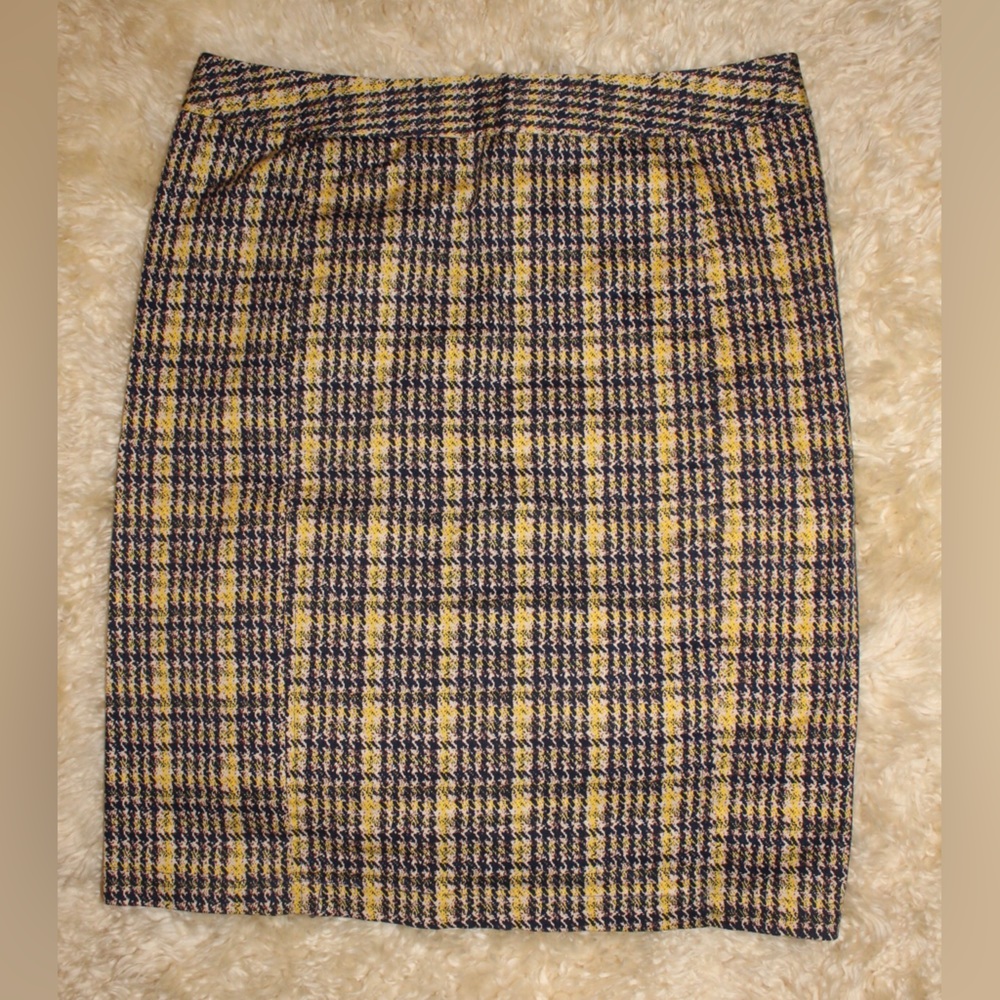 41Hawthorn Skirt - Picture 9 of 9